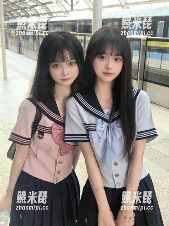 17c 随便翻翻17c,黑料太多,快来收藏吧,心脏受不了!