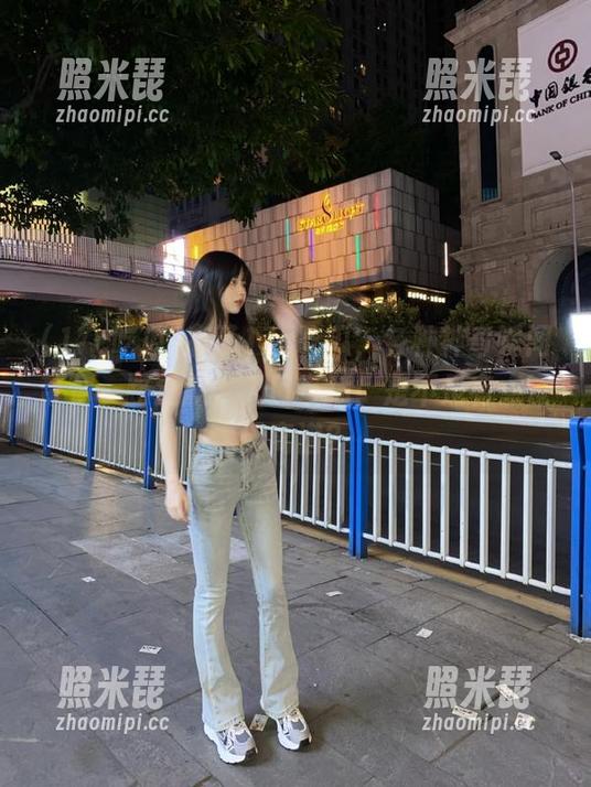 17c吃瓜 有了17c吃瓜,各种神奇瞬间带你一路狂飙,入口直插!是不是有点过于离谱?