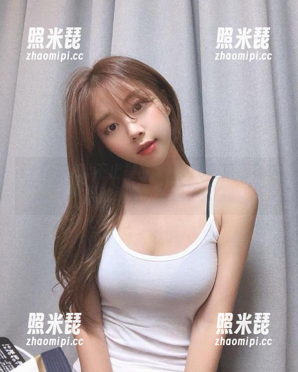 17c吃瓜 不止是视频!17c吃瓜还有奇怪的手势,太逗了!