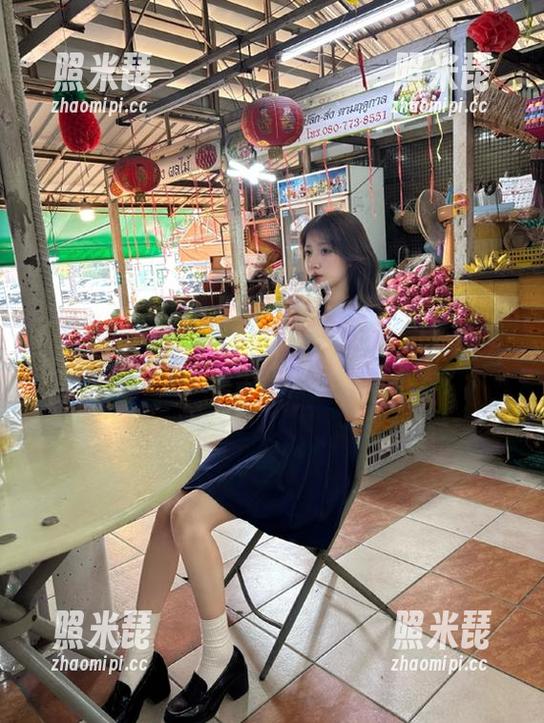 17c吃瓜 “17c吃瓜”分享,当然得边吃边聊,人生苦短,何乐而不为?