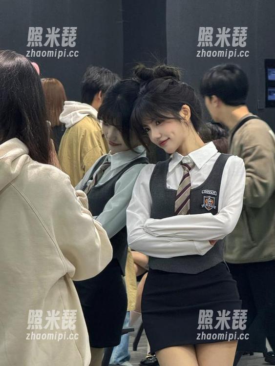 51今日吃瓜 刚在51今日吃瓜app里看了条爆料,脑海里全是惊叹号,真的是...