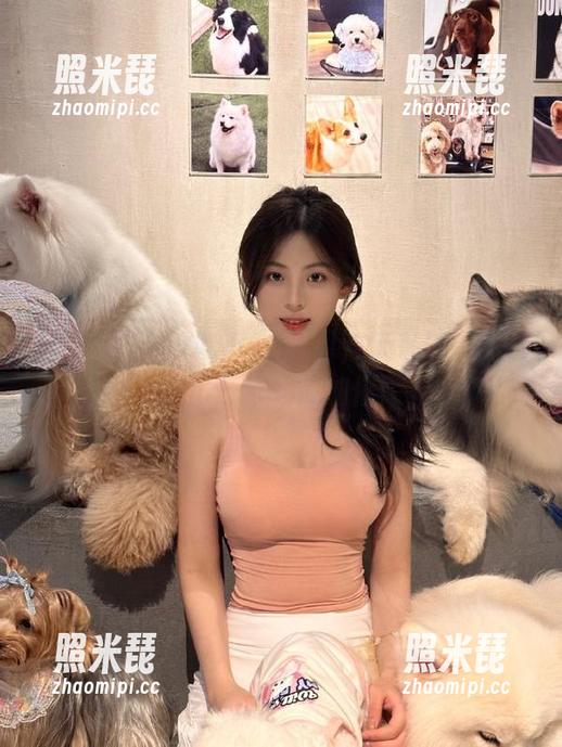 51吃瓜 51吃瓜cg入口,快来发展你的小山丘,吃瓜加倍!
