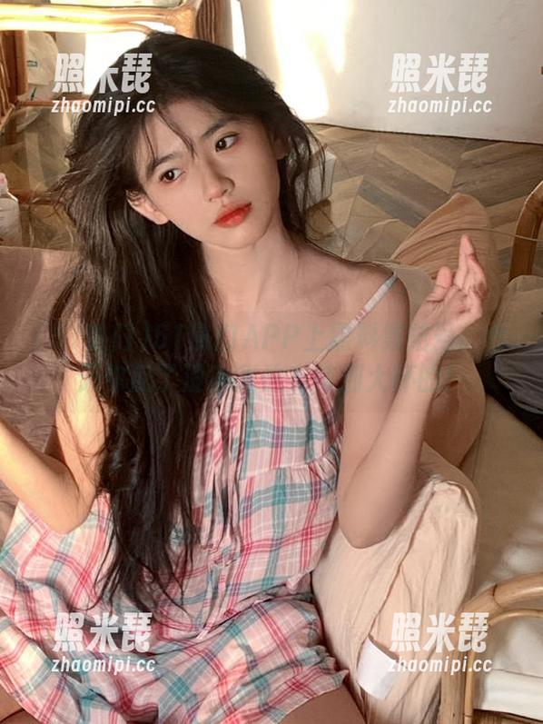 51热门 51热门APP上黑料集结号:今天你瓜了没?我这有特别大杯的!