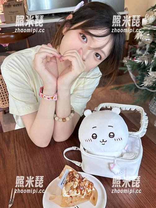 整个周末被“fuli35”app绑架，这种感觉……好像是在吃糖～