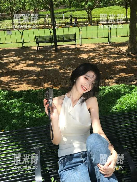 hlw 在“hlw”直达,居然有瓜帅哥出没,秘籍在此,请注意收腹!