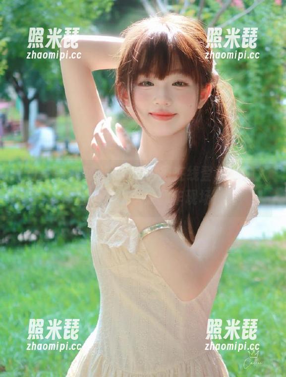 五一黑料网在线登录，懒人神器，轻松享受翻车现场！