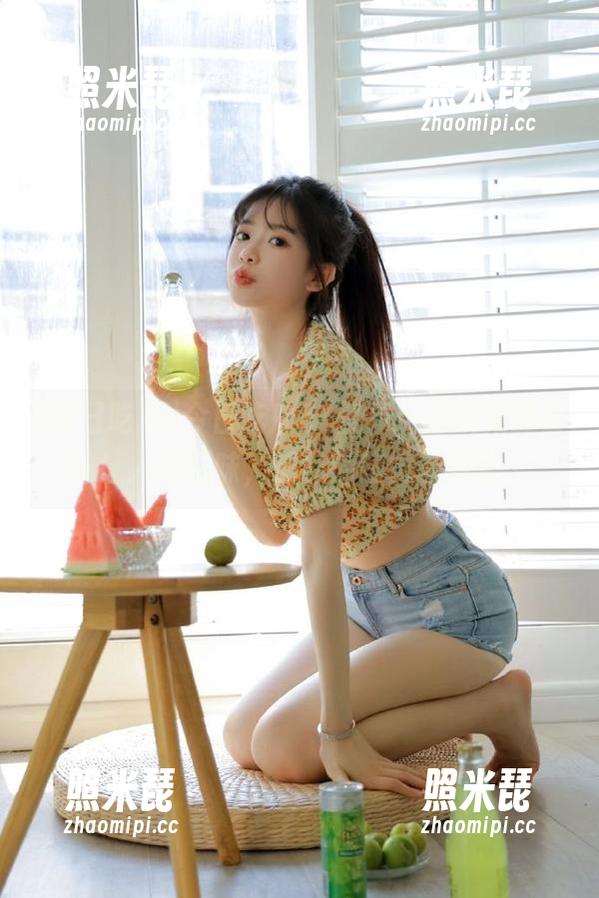 今日吃瓜 今日吃瓜51登录,老虎菜的口味让人想回味,却隐隐感觉有点怪。