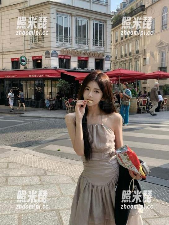 吃瓜911 小秘密:点开黑料社网址,你就会疯狂爱上吃瓜911!