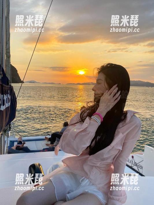 吃瓜tv 母鸡,这种免费吃瓜TV的内容怎么看都像是连本都回不来了,唉!