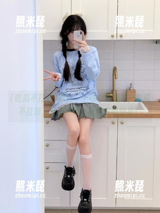 吃瓜不打烊 黑料一上线必定发布,吃瓜不打烊,肚子咕噜咕噜的在喊快来!