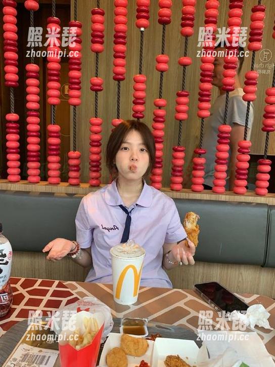 吃瓜在线 吃瓜在线91:饮料兑瓜汁,最佳的追踪线路!