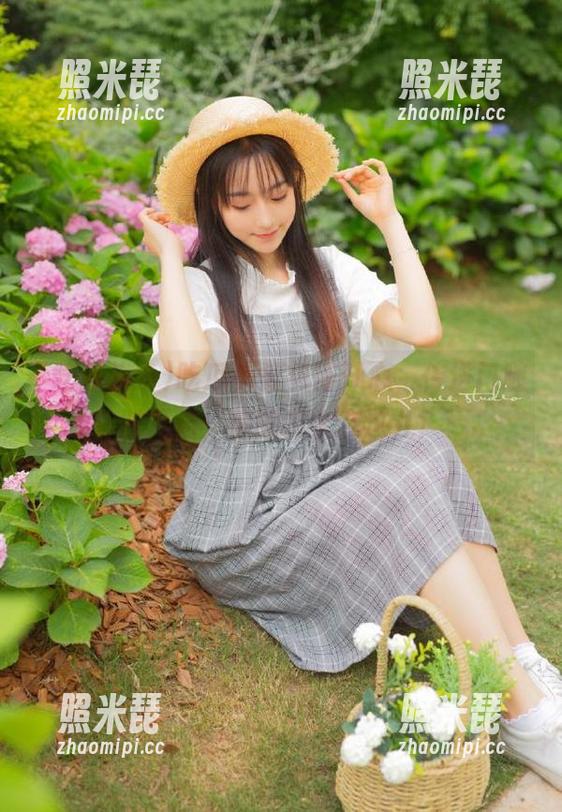 吃瓜头条 吃瓜头条看得开心,传送门随时开启,你的瓜全在这儿!