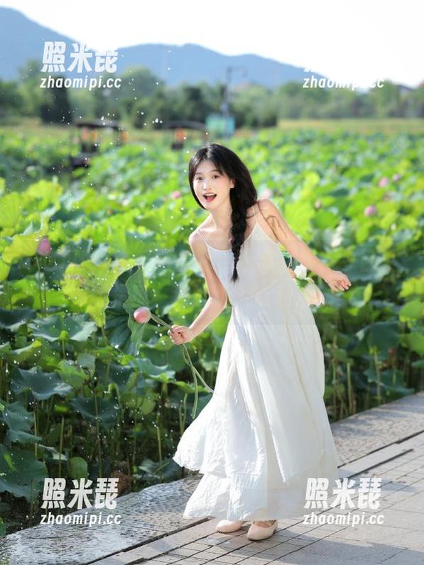 吃瓜网 吃瓜网官网:吃瓜之路,今日不仅仅是瓜,还有小插曲和绕圈!