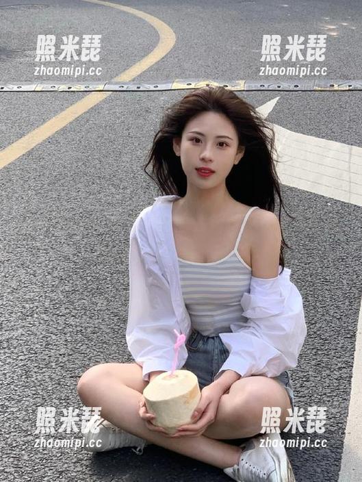 吃瓜网址再发新招，快手网红最新豪华阵容等你来评！