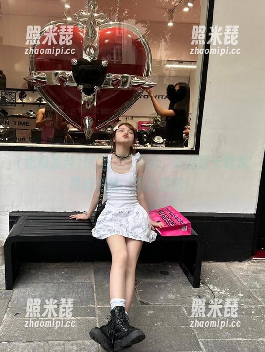 吃瓜黑料 传送门已开启,欢迎打卡吃瓜黑料网站,潜入瓜田!