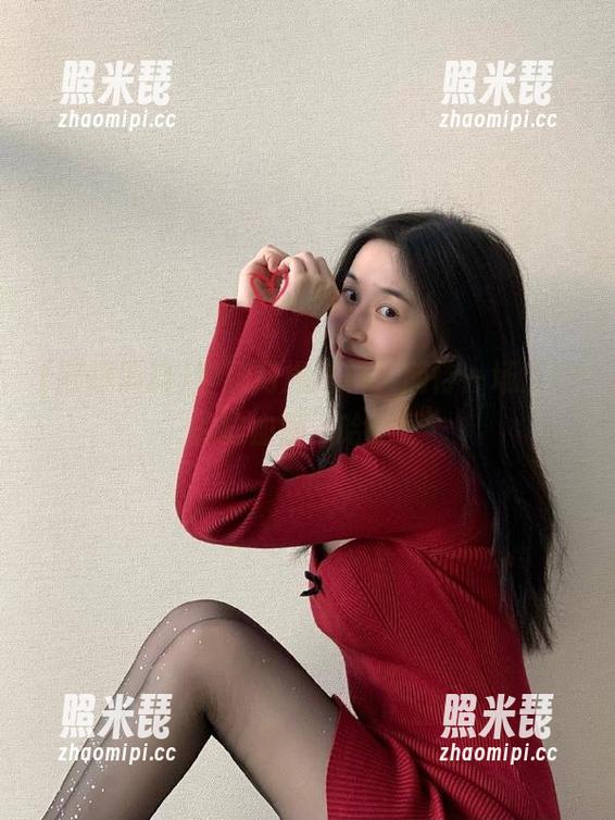 登录网爆黑料，期待一场无聊的狗血剧，哈哈！
