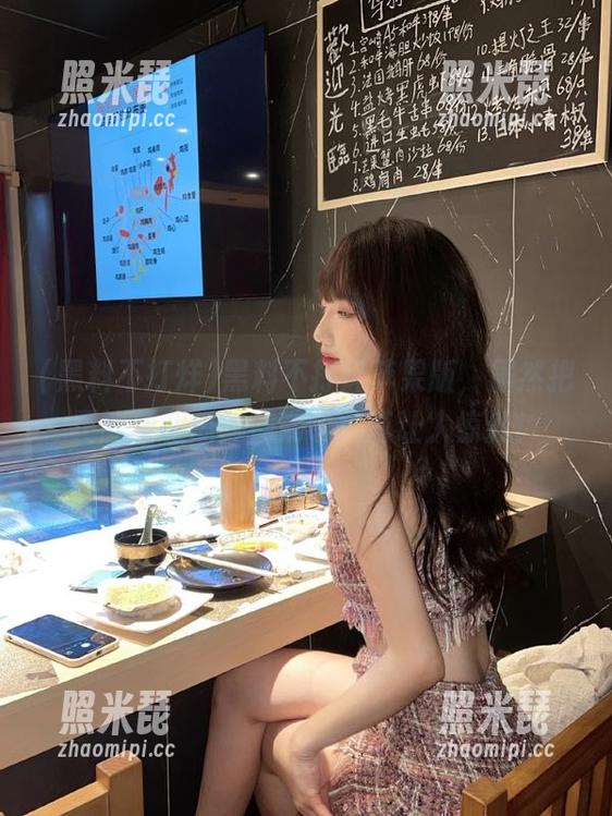 黑料不打烊苹果版，居然把正能量和瓜一锅端了，真让人惊讶！
