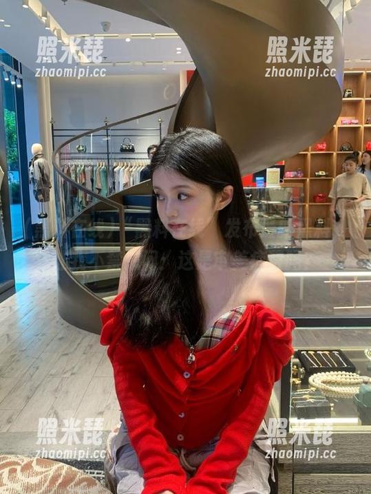 黑料在线 “黑料在线”发布最新黑料,让我不禁想问:这是审美疲劳吗?