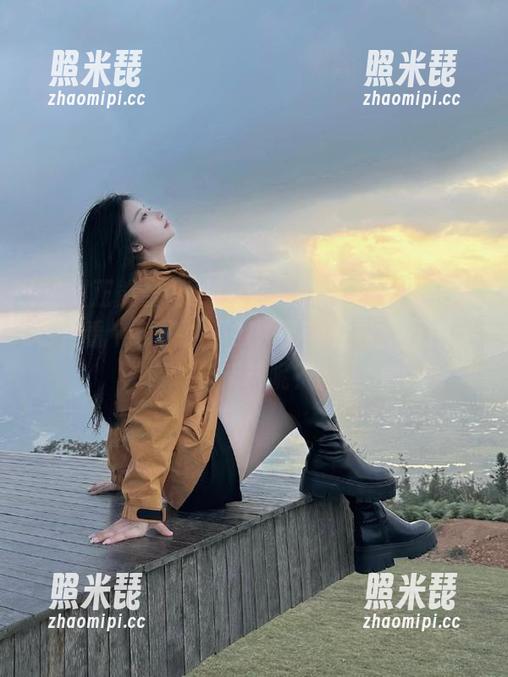 黑料正能量 通过“91黑料正能量”的入口,看个乐子,心情瞬间变轻松,万一真有新料呢?