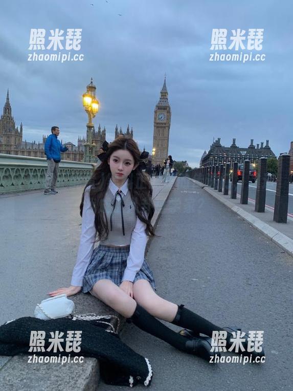 黑料正能量的传送门，难道我成了八卦哲学家？