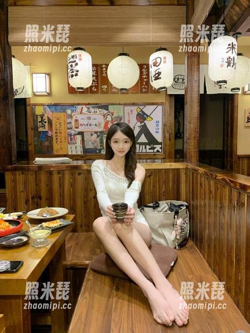 对不起，我的黑料社网页在线泡腾在那，光是看了就像吃了泡面，浓稠又让人渴望啊！