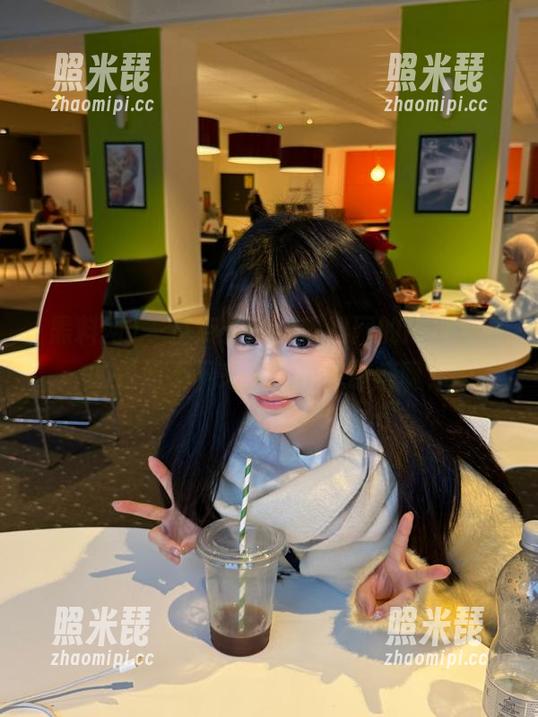 黑料网 一旦点击911黑料网的网址,真的是停不下来了,有点过瘾呀!
