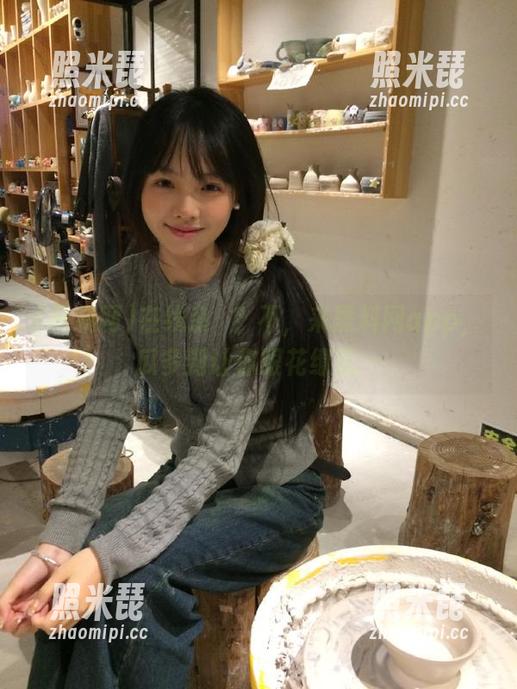 黑料网 在线杂誌?不,来黑料网app,瓜多到让你眼花缭乱~