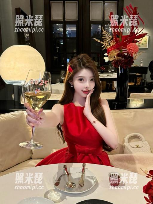 黑料网站 猛戳黑料网站传送门,原来网友的八卦如此丰富啊!