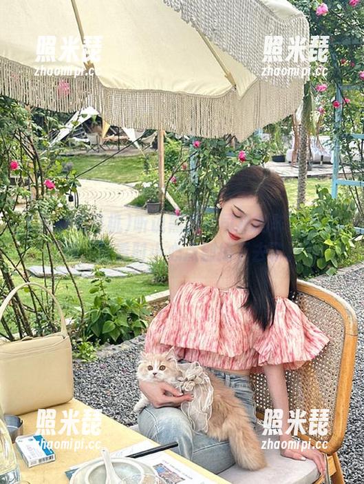 黑料老司机 听说黑料老司机的车况不太好,观看时小心点别掉下去了。