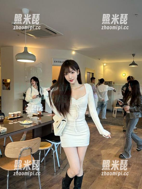 观看黑社料的评论区，分分钟让我觉得大家好有趣，又好无奈